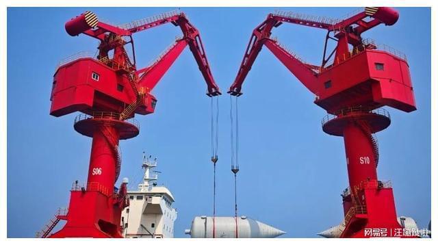 山东港口日照港助力国产超大件环保设备扬帆出海(图2)