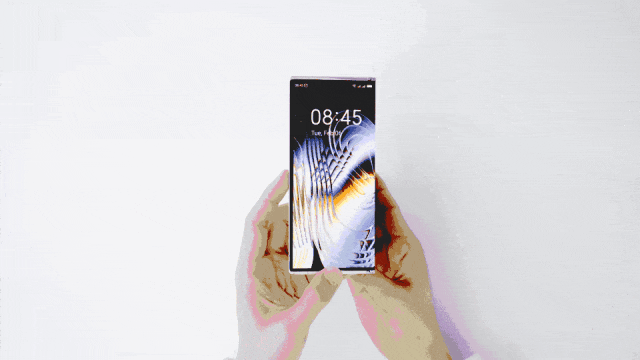 米乐M6：天马三折叠屏加持传音TECNO三折概念机PHANTOMULTIMATE2闪耀MWC