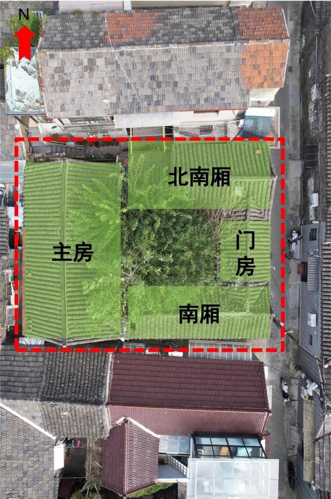 探访618元起拍的扬州清代合院：邻居称多年前院里住着一名近百岁老太老人离世后房子荒废(图1)