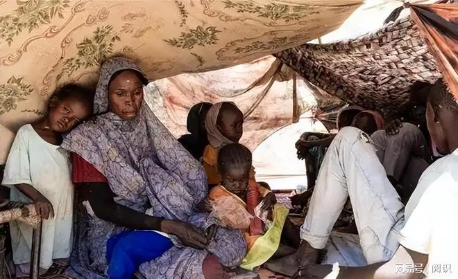 米乐M6平台：卫星拍实焚烧痕迹！苏丹人道灾难升级国际援助为何难破局(图11)