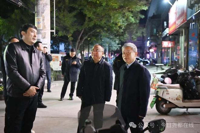 于乐以“四不两直”方式开展环保夜查工作(图2)