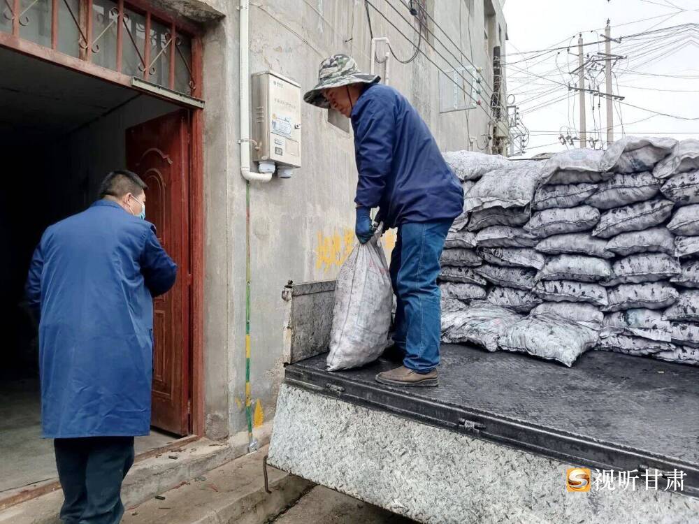 平凉崆峒：推进煤改电改造做好大气污染防治工作(图2)