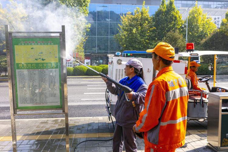 济南首创城市家具一体化综合保洁模式环卫设施提档升级_泉城新闻_大众网